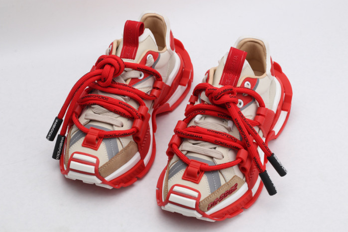 DG SNEAKERS 052506