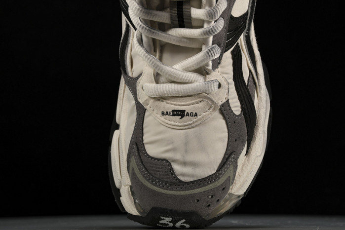 BLCG RUNNER   0902