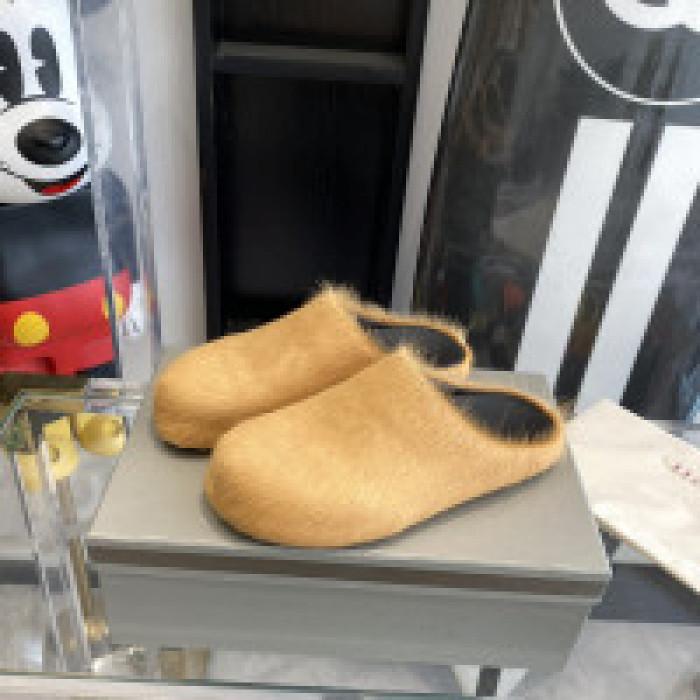 MARNI *  070802