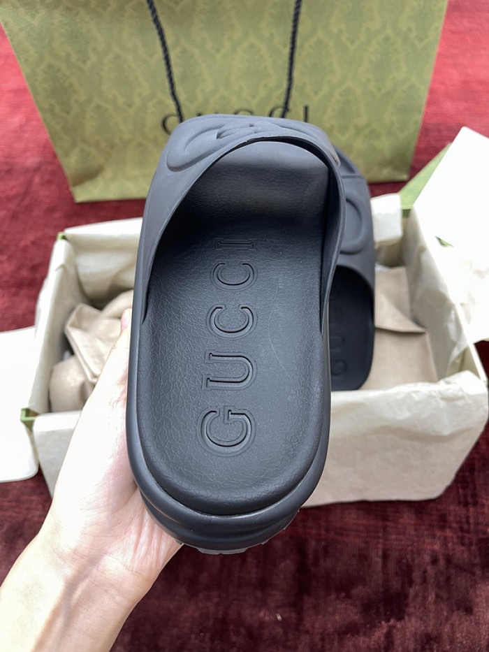 Gv*c slippers
