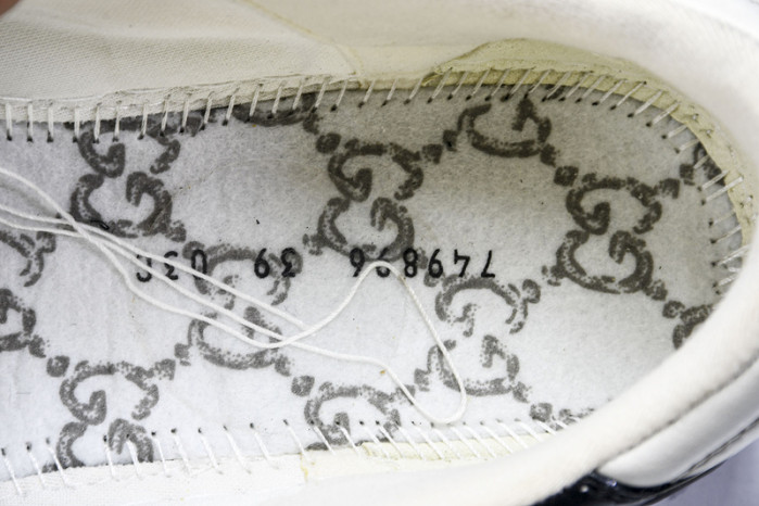 Gv*c sneaker