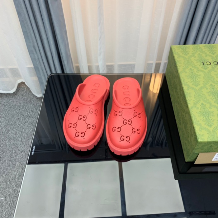 Gv*c slippers