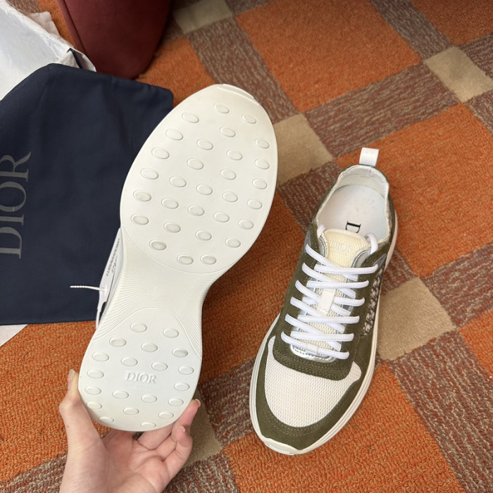 D10R B25 SNEAKER B25-01