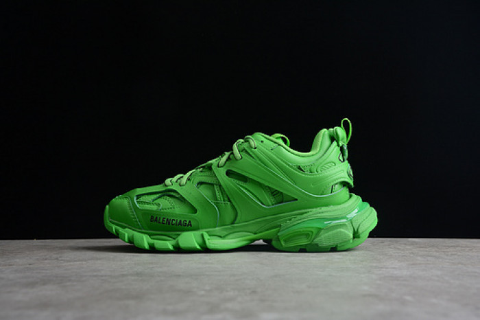 BLCG  Track TRAINER  Yeeshoes  22040703