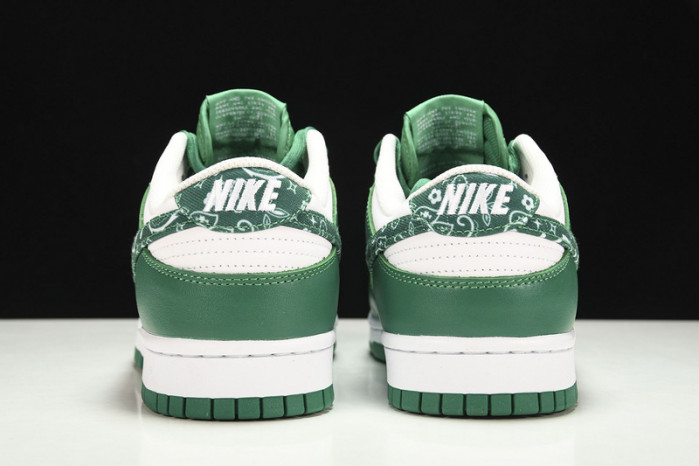 NIKEDunk Low ESS“Green Paisley” DH4401-102