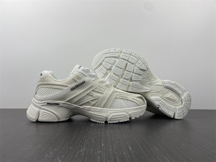 BLCG   PHANTOM  YEESHOES042101