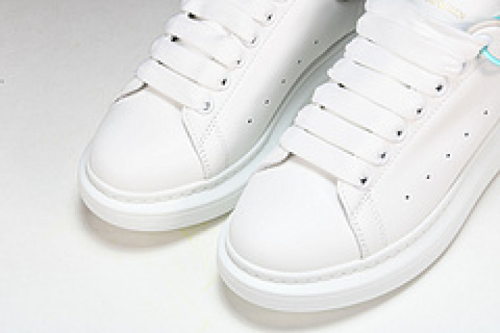 MQ Sneakers