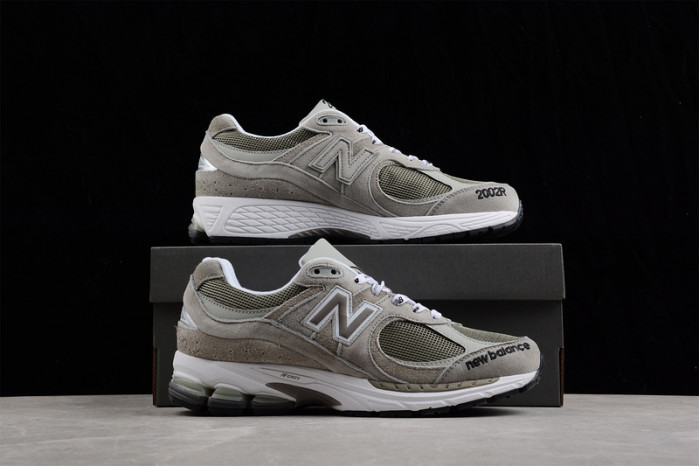 New* Balance WL2002 ML2002RV
