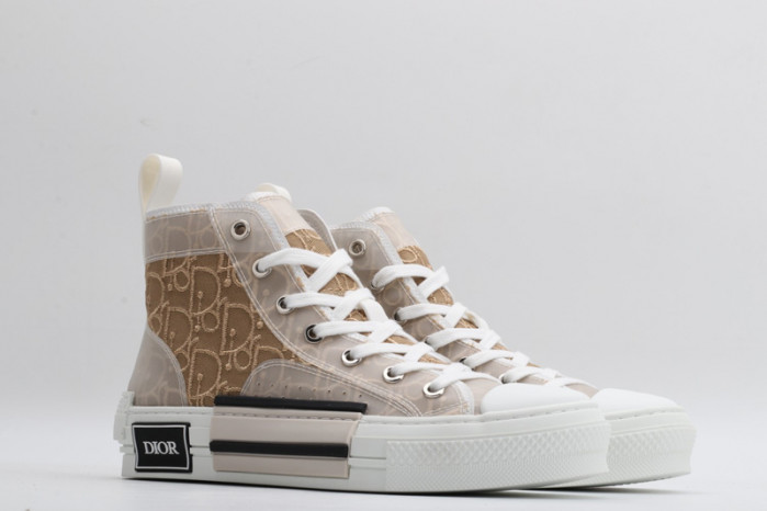 D10R B23 Oblique High Top Sneaker