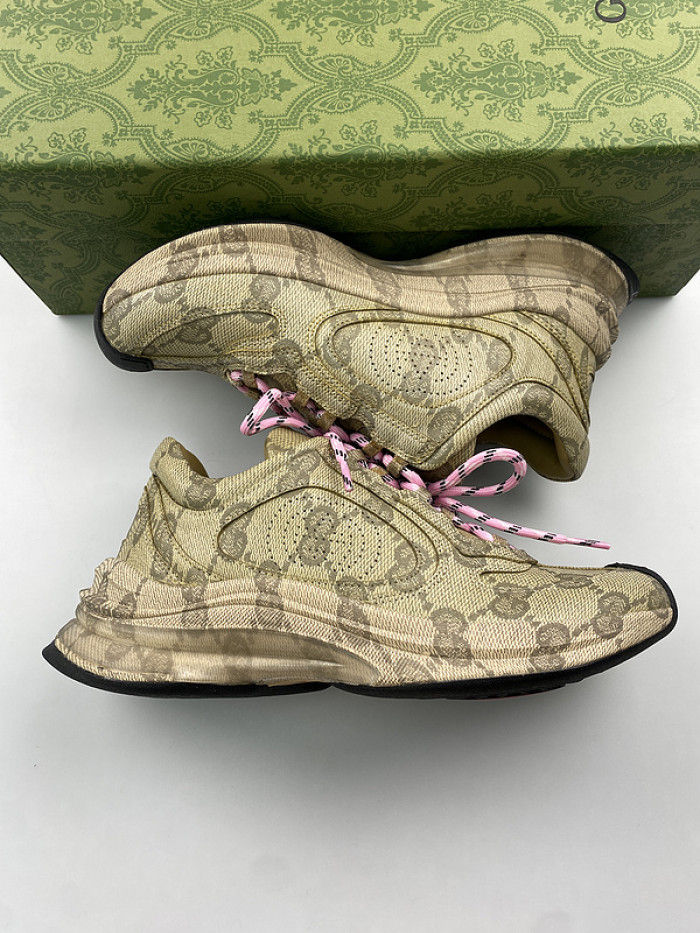 Gv*c  sneaker