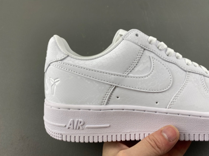 Kobe Air Force 1 Low  IB0018-100