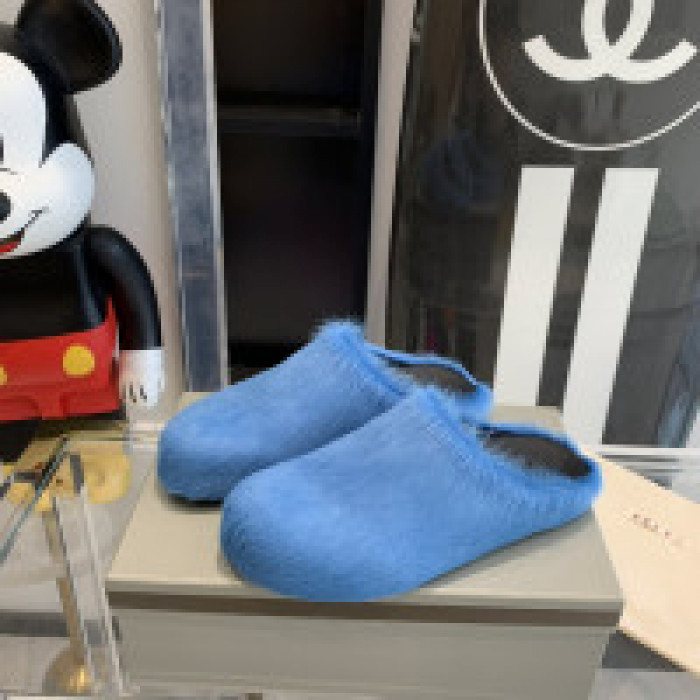 MARNI *  070809