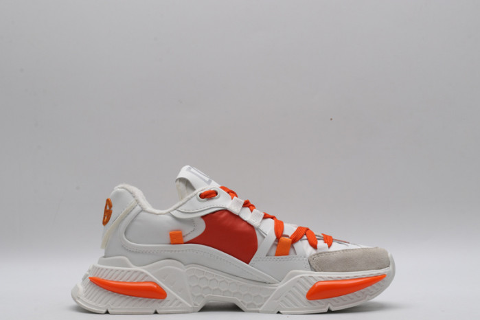 DG SNEAKERS 052503