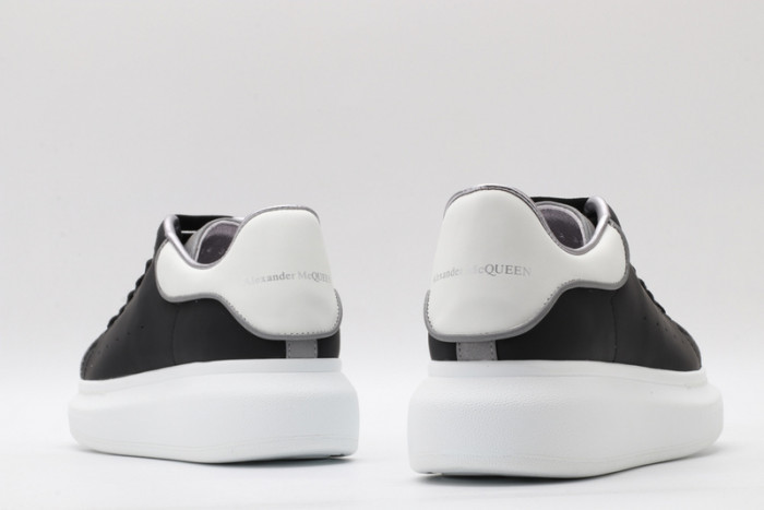 MQ Sneakers