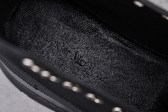 MQ Sneakers