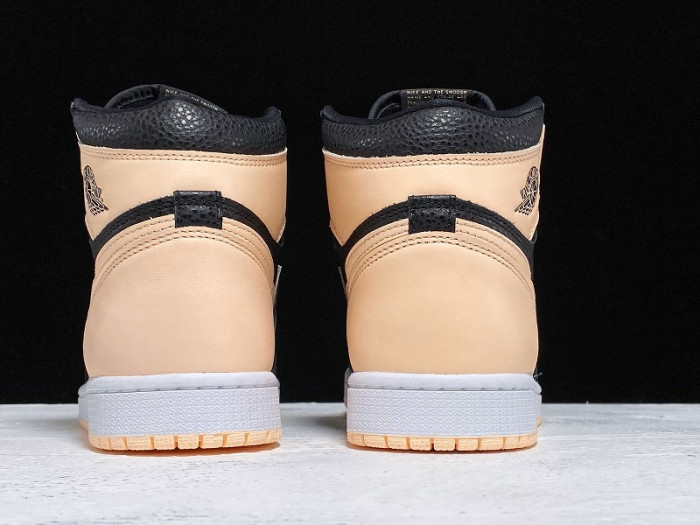 AIR JORDAN 1 RETRO HIGH BLACK CRIMSON TINT 555088-081